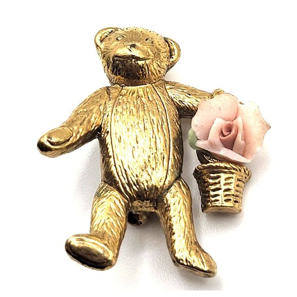 Vintage Gold Tone Teddy Bear Brooch With Porcelain Rose Basket Detail 1.5in - Picture 2 of 3